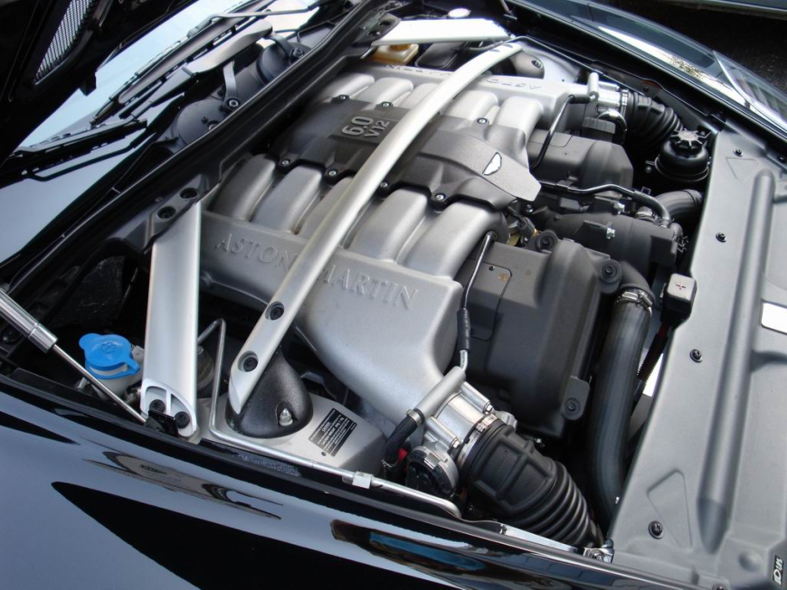 Εγκατάσταση Laser Jammer Blinder σε Aston Martin Vantage DBS Volante (MX25)