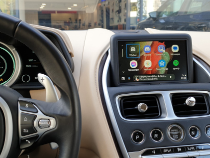 Εγκατάσταση Apple Car Play/Android Auto σε Aston Martin BD11