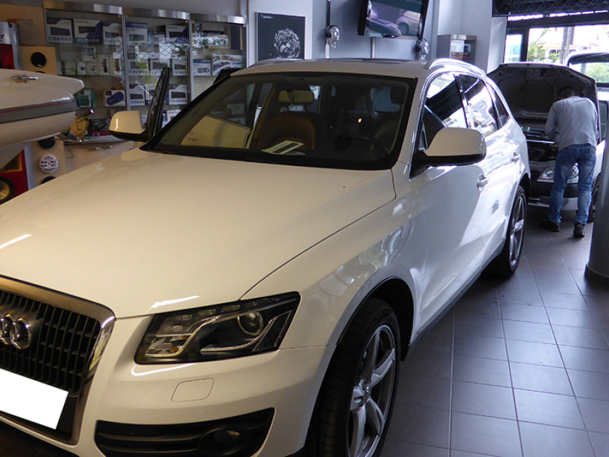 Εγκατάσταση νεου Multimedia & Navigation System σε Audi Q5