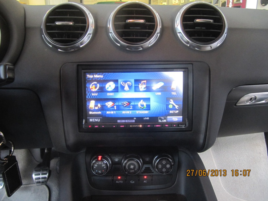 Εγκατάσταση οθόνης 2Din Kenwood σε Audi TT Cabrio του 2013