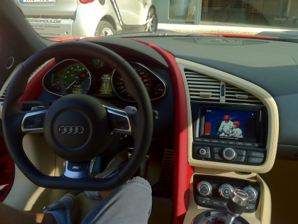 Εγκατάσταση Blinder laser Jammer και TV Tuner σε Audi R8 Spyder