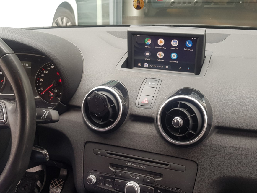 Αναβάθμιση εργοστασιακής οθόνης με Ασύρματο Wireless Apple CarPlay/Android Auto σε  Audi A1 8X