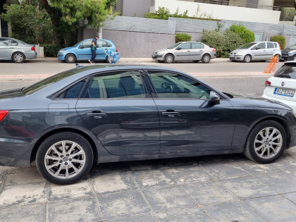 Εγκατάσταση κάμερας οπισθοπορείας σε Audi A4 B9 8W