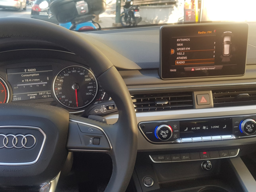 Αναβάθμιση εργοστασιακής οθόνης με Wireless Apple CarPlay/Android Auto σε Audi A4 B9/8W του 2015
