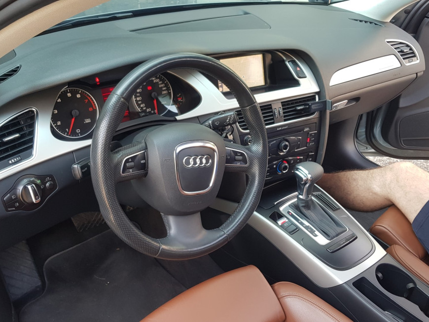 Αναβάθμιση εργοστασιακής οθόνης με Wireless Apple CarPlay/Android Auto σε Audi All Road
