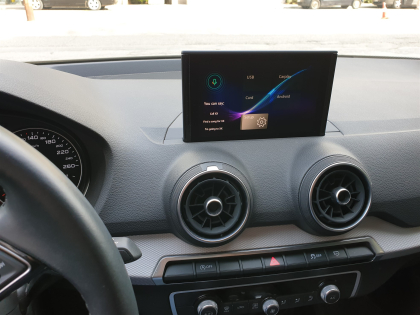 Αναβάθμιση εργοστασιακής οθόνης με Ασύρματο Wireless Apple CarPlay/Android Auto σε Audi Q2 GA του 2022