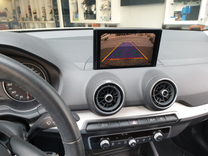 Αναβάθμιση εργοστασιακής οθόνης με Ασύρματο Wireless Apple CarPlay/Android Auto σε Audi Q2 GA του 2022