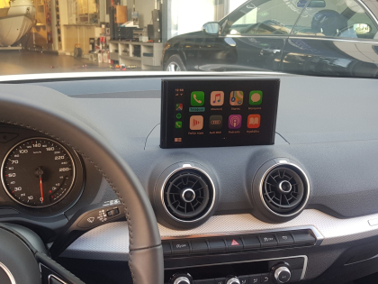 Αναβάθμιση εργοστασιακής οθόνης με Ασύρματο Wireless Apple CarPlay/Android Auto σε Audi Q2 GA 