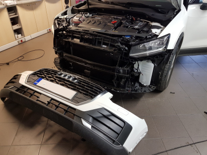 Εγκατάσταση του εργοστασιακού complete kit αισθητήρων παρκαρίσματος σε Audi Q2 του 2017