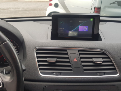 Αναβάθμιση εργοστασιακής οθόνης με Ασύρματο Wireless Apple CarPlay/Android Auto σε Audi Q3