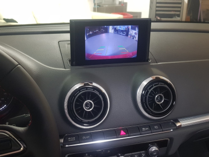 Αναβάθμιση εργοστασιακής οθόνης με Ασύρματο Wireless Apple CarPlay/Android Auto σε Audi Q3 8V