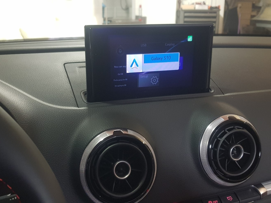 Αναβάθμιση εργοστασιακής οθόνης με Ασύρματο Wireless Apple CarPlay/Android Auto σε Audi Q3 8V