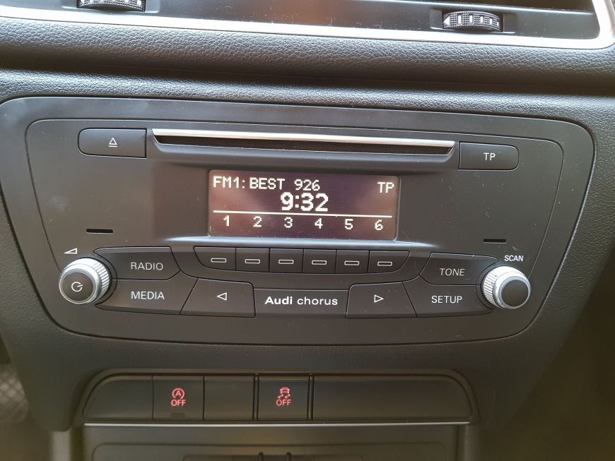 Εγκατάσταση οθόνης 8" με Navigation & Bluetooth σε Audi Q3 8U