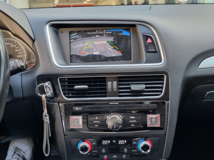 Αντικατάσταση εργοστασιακής οθόνης Concert με νέα Alpine X-703D σε Audi Q5 8R