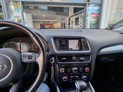 Αντικατάσταση εργοστασιακής οθόνης Concert με νέα Alpine X-703D σε Audi Q5 8R