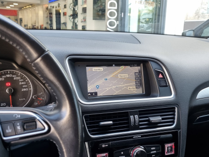 Αντικατάσταση εργοστασιακής οθόνης Concert με νέα Alpine X-703D σε Audi Q5 8R