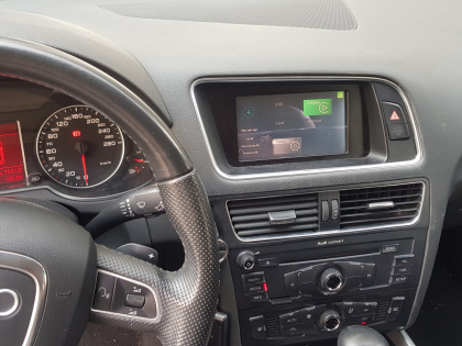 Αναβάθμιση εργοστασιακής οθόνης με Wireless Apple CarPlay/Android Auto σε Audi Q5 8R