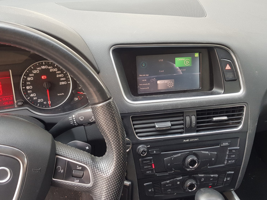 Αναβάθμιση εργοστασιακής οθόνης με Wireless Apple CarPlay/Android Auto σε Audi Q5 8R