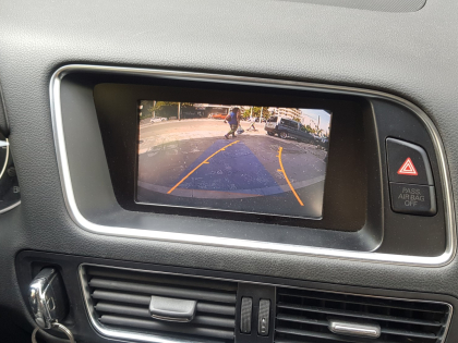 Αναβάθμιση εργοστασιακής οθόνης με Wireless Apple CarPlay/Android Auto σε Audi Q5 8R