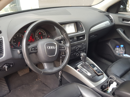 Αναβάθμιση εργοστασιακής οθόνης με Wireless Apple CarPlay/Android Auto σε Audi Q5 8R