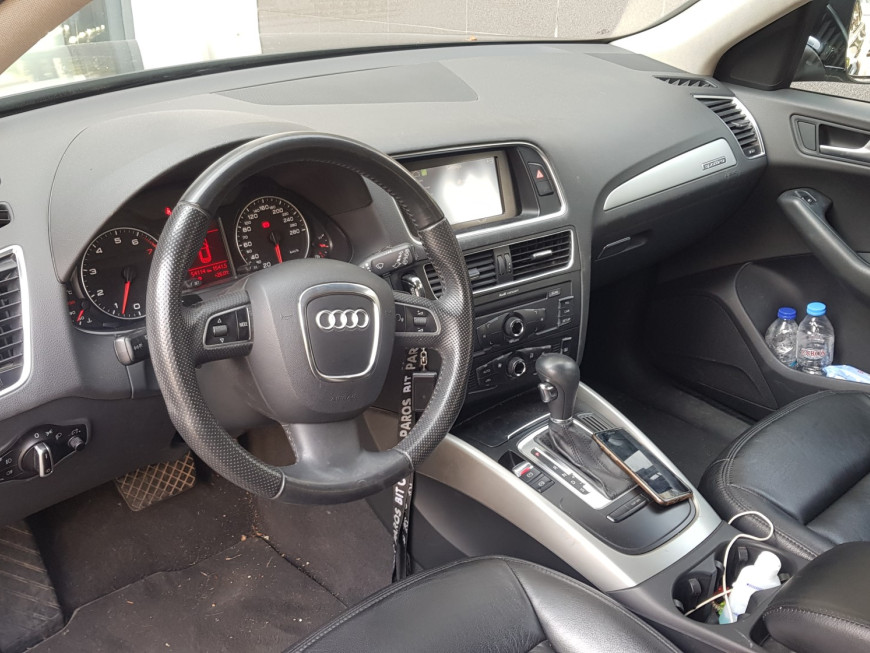 Αναβάθμιση εργοστασιακής οθόνης με Wireless Apple CarPlay/Android Auto σε Audi Q5 8R