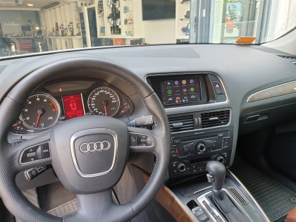 Αναβάθμιση εργοστασιακής οθόνης με Ασύρματο Wireless Apple CarPlay/Android Auto σε Audi Q5 8R