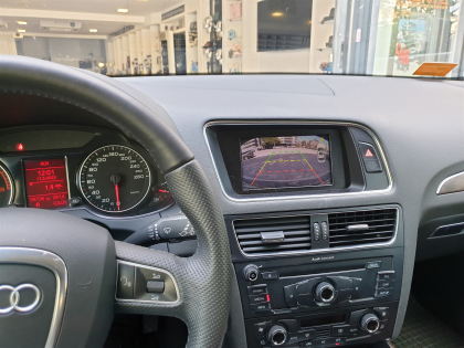 Αναβάθμιση εργοστασιακής οθόνης με Ασύρματο Wireless Apple CarPlay/Android Auto σε Audi Q5 8R