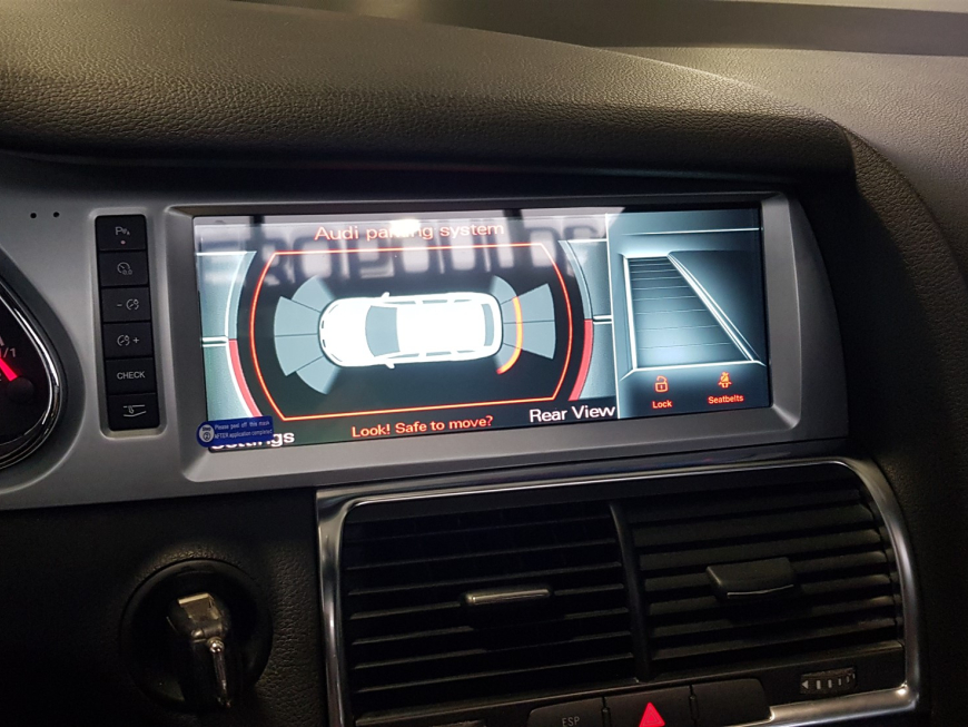 Εγκατάσταση οθόνης Digital IQ με Car Cinema Navigation Android σε Audi Q7 4L.