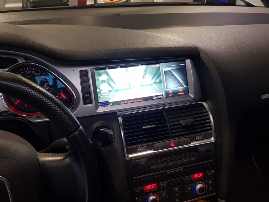 Εγκατάσταση οθόνης Digital IQ με Car Cinema Navigation Android σε Audi Q7 4L.