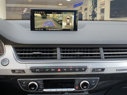 Αναβάθμιση εργοστασιακής οθόνης με Ασύρματο Wireless Apple CarPlay/Android Auto σε Audi Q7 4M