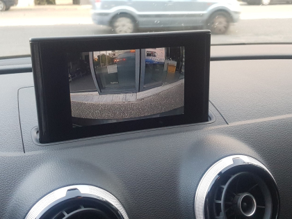 Αναβάθμιση εργοστασιακής οθόνης με  Apple CarPlay/Android Auto σε Audi A3 8V