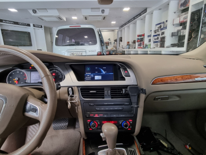 Αναβάθμιση εργοστασιακής οθόνης με Ασύρματο Wireless Apple CarPlay/Android Auto σε Audi A4 B8 8K