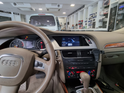 Αναβάθμιση εργοστασιακής οθόνης με Ασύρματο Wireless Apple CarPlay/Android Auto σε Audi A4 B8 8K