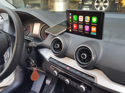 Αναβάθμιση εργοστασιακής οθόνης με Wireless Apple CarPlay/Android Auto σε Audi Q2 GA