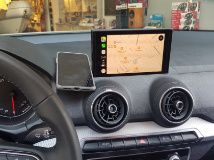 Αναβάθμιση εργοστασιακής οθόνης με Wireless Apple CarPlay/Android Auto σε Audi Q2 GA