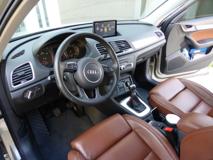 Εγκατάσταση νεου Multimedia & Navigation System σε Audi Q3
