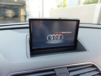 Εγκατάσταση νεου Multimedia & Navigation System σε Audi Q3