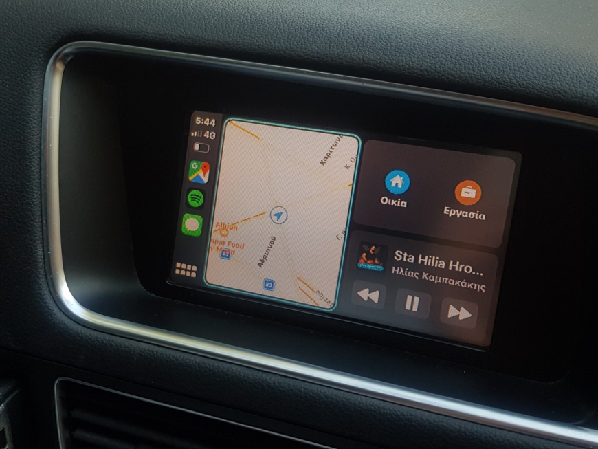 Αναβάθμιση εργοστασιακής οθόνης με Wireless Apple CarPlay/Android Auto σε Audi Q5 8R.