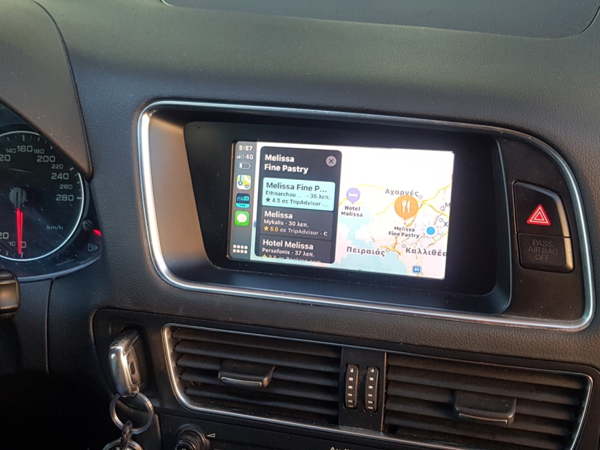 Αναβάθμιση εργοστασιακής οθόνης με Wireless Apple CarPlay/Android Auto σε Audi Q5 8R.