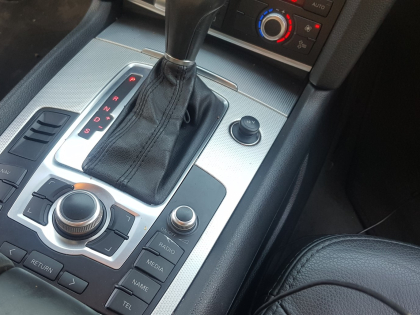 Αναβάθμιση εργοστασιακής οθόνης με Ασύρματο Wireless Apple CarPlay/Android Auto σε Audi Q7 4L