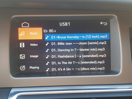 Αναβάθμιση εργοστασιακής οθόνης με Ασύρματο Wireless Apple CarPlay/Android Auto σε Audi Q7 4L