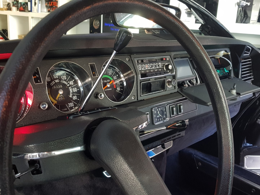 Ηχητική αναβάθμιση σε Citroen DS 23 Pallas 1964