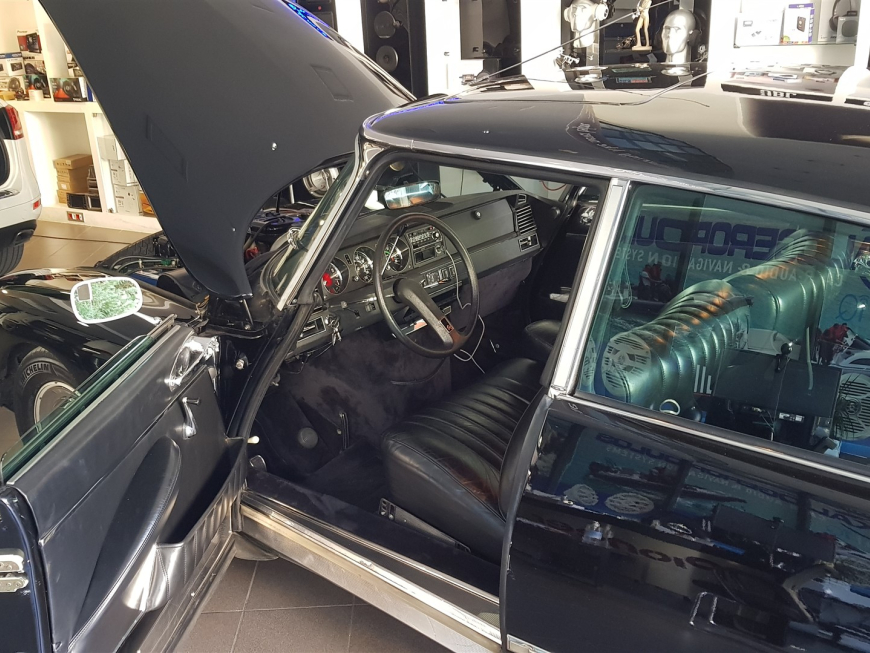 Ηχητική αναβάθμιση σε Citroen DS 23 Pallas 1964