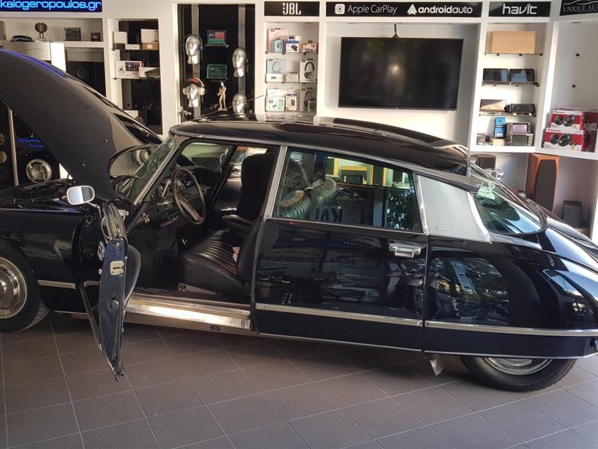 Ηχητική αναβάθμιση σε Citroen DS 23 Pallas 1964
