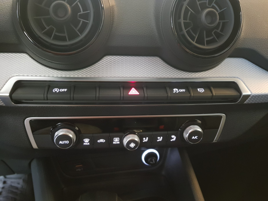 Εγκατάσταση Complete kit APS & Καμερών εμπροσθοπορείας και οπισθοπορείας σε Audi Q2 GA