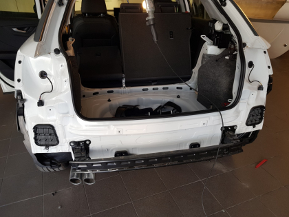 Εγκατάσταση Complete kit APS & Καμερών εμπροσθοπορείας και οπισθοπορείας σε Audi Q2 GA