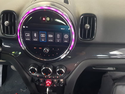 Αναβάθμιση εργοστασιακής οθόνης με Ασύρματο Wireless Apple CarPlay/Android Auto σε Mini Countryman (F60) του 2022