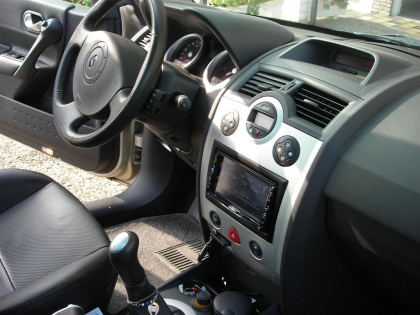 Εγκατάσταση οθόνης 2Din Kenwood σε Renault Megane