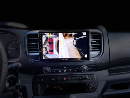 Εγκατάσταση οθόνης 2Din Lenovo και περιμετρικές κάμερες 360 σε Peugeot Expert του 2018.