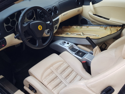 Εγκατάσταση ηχείων Focal και Jammer Blinder σε Ferrari F360 Modena